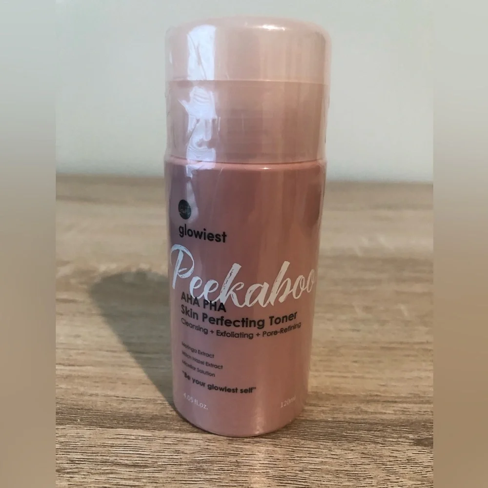 Glowiest Peekaboo AHA PHA Skin toner brand new never opened